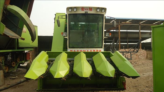 玉米聯(lián)合收獲機(jī)廠家